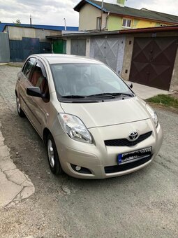 Toyota Yaris - 4