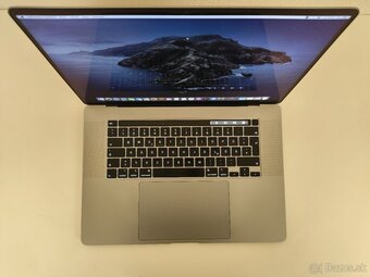 MacBook Pro 16 (2019) | Intel Core i9 2.3 GHz • 16 GB RAM • - 4