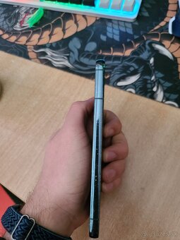 Galaxy S22, 256GB Green - 4