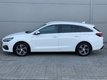 Hyundai i30 CW 1.6 CRDi Family - 4