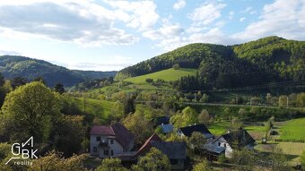 Na predaj RD s veľkým slnečným pozemkom- aj na chov koní - 4