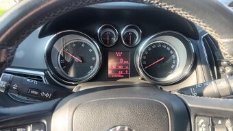 Opel Zafira Tourer - 4