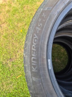 Pneumatiky celoročné - 225/50R18 - 4