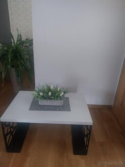 Konferenčný stolík - 4