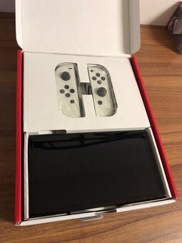 Nintendo switch OLED - 4