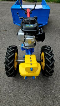 Predám traktor AGZAT s vlečkou - 4