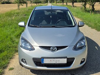 Mazda 2 - 4