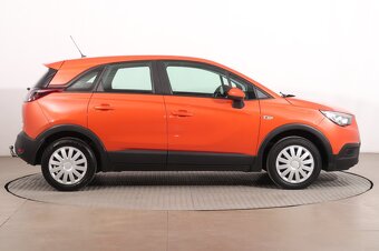 Opel Crosland X1,2 benzín - 4