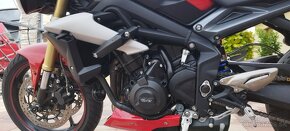 Triumph Street Triple 675 s quickshifterom a Racefit výfukom - 4
