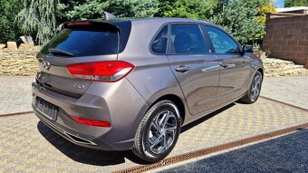 Hyundai i30 1,5 GDi 117kW Edícia 30, 7/2021 - 4