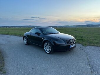 Audi TT 1.8T quattro - 4