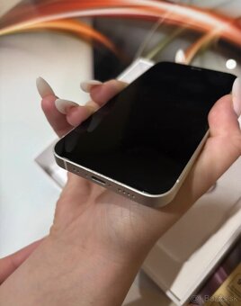 iPhone 12 mini / 64 GB/ biely - 4