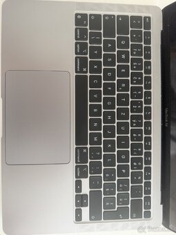 MacBook Air M1 256GB Disk 8GB RAM - 4