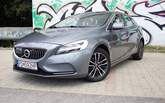 Volvo V40 D2 2.0L 120k Inscription - 4