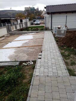 Oprava a pokládka zámkovej dlažby a obrubníkov - 4