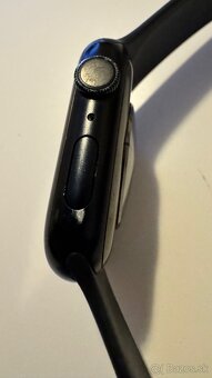 Apple Watch Series 7 45mm čierne - 4