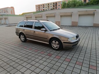 ŠKODA OCTAVIA TOUR 1,6,75KW,2007,(BENZÍN) - 4