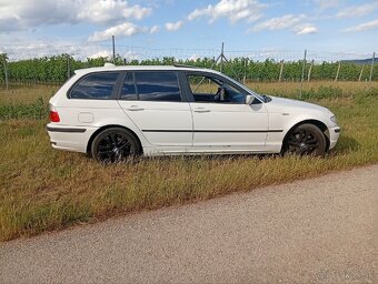 BMW E46 330XD Touring - 4