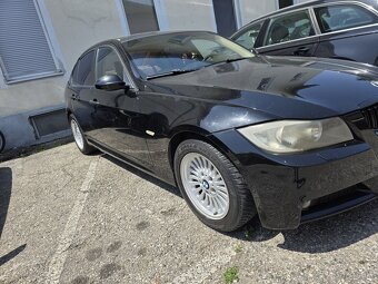 Predám Bmw e90 320d m47 120kw mpocket rv2006 - 4