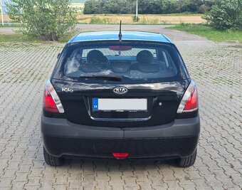 Kia Rio 1.4 LX - 4