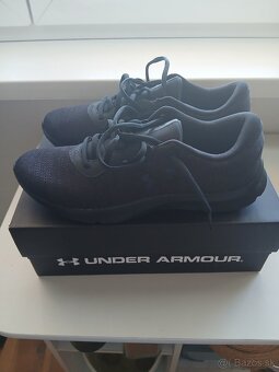 UNDER ARMOUR MOJO 2 - 4