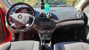 Chevrolet Aveo - 4
