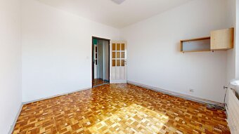 NA PREDAJ 3 IZBOVÝ BYT - KOMENSKÉHO, SMOLENICE - 4