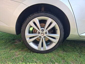 🚗 VYMENÍM disky 225/40 R18 - 4