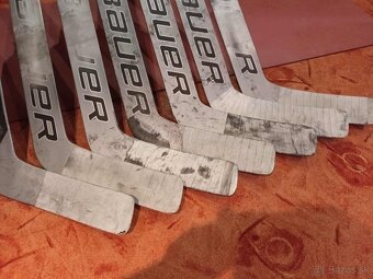 7 ks opravovaných brankárskych hokejok, všetko kompozit - 4
