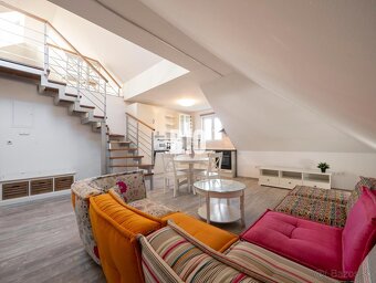 REZERVOVANÉ - VÝNIMOČNÝ 2-IZBOVÝ BYT S VEĽKOU TERASOU V NOVO - 4