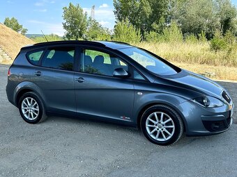 Seat Altea XL Copa 1.6 Tdi CR 77 kw rok 2012 - 4