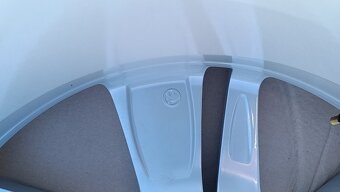 R17 5x112 mm orig. škoda (audi, seat, volksagen) - 4