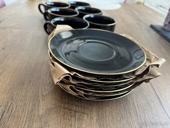 Šálky s podnosom - 4