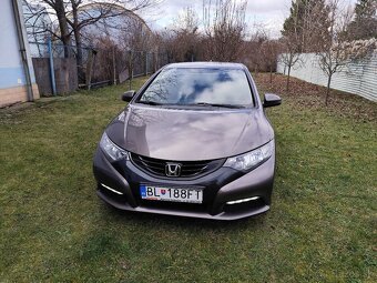 Predám Honda Civic 1.4 r.v.2013 - 4