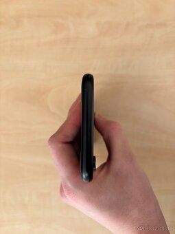 iPhone Xr - TOP STAV - 4