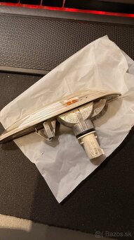 BMW x3 e83 originálne bočné smerovky (pár) - 4