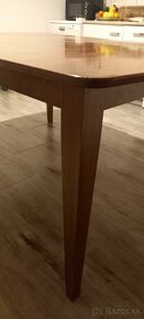 Velky drevený jedalensky stol - 4