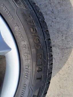 Predám  letne pneu na diskoch 175/65R14 T - 4