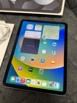 Apple Ipad Air 5 m1 64Gb - Pekný stav 99% batéria - 4