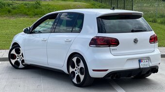 Volkswagen Golf VI GTI 2.0TSI - 4