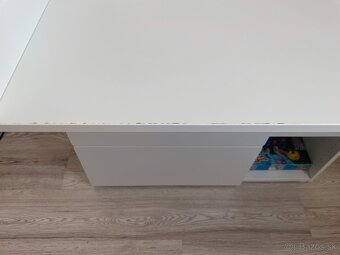 Prebaľovací stôl alebo písací stôl - 4