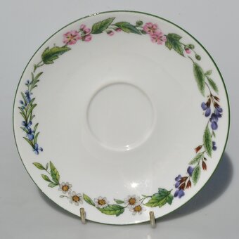 Nádherná bylinková porcelánová sada, . čajník + trojset + - 4