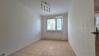 Ponúkame na predaj veľký 2.izb. byt s loggiou na Sekčove. - 4
