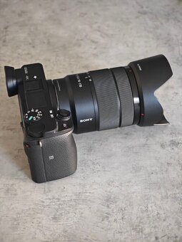 Sony a6400 s príslušenstvom - 4