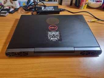 Dell Inspiron 15 Gaming 7567—I7, GTX1050Ti, 16GB, 256GB+1TB - 4