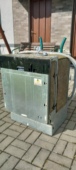 Vstavaná umývačka Whirpool 60 l. - 4