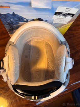 Prilba na lyzovanie - 4