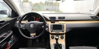 Volkswagen Passat B6 - 4