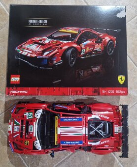 Lego Technic Ferrari 488 GTE - 4