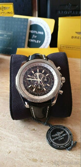 HODINKY BREITLING BENTLEY B06 v top stave - 4